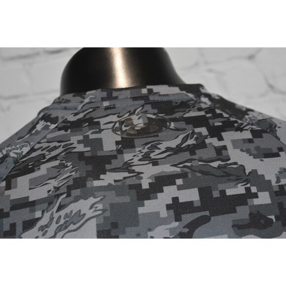 Under Armour Gym Shirt Mens Size XS Extra Small Performance HeatGear Gray Camo - Picture 5 of 7